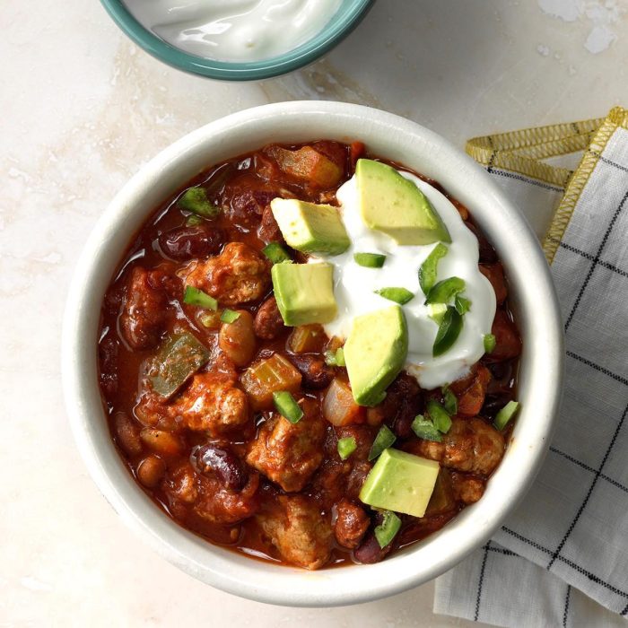 Lauras quick slow cooker turkey chili