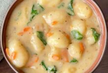 Gnocchi spinach and meatball soup