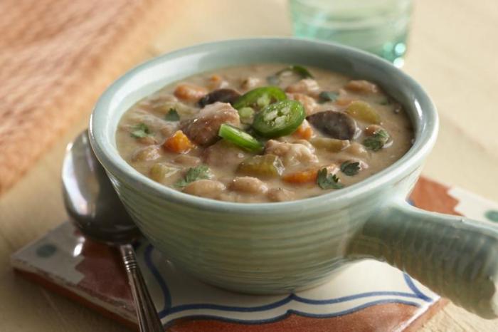 Creamy white chicken chili with salsa verde