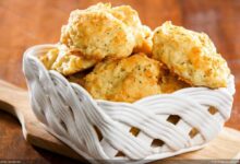 Red lobster cheddar biscuits