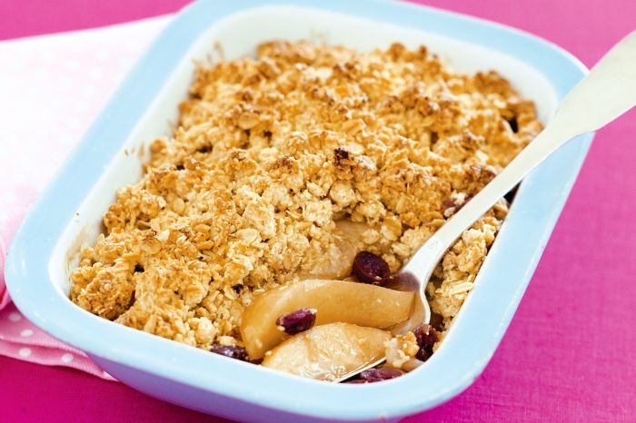 Apple and pear crumble