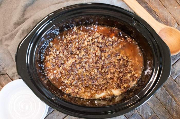 Slow cooker apple crisp