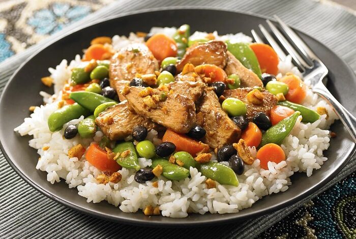 Garlic chicken vegetable and rice skillet