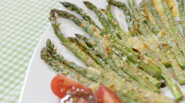 Roasted asparagus with parmesan