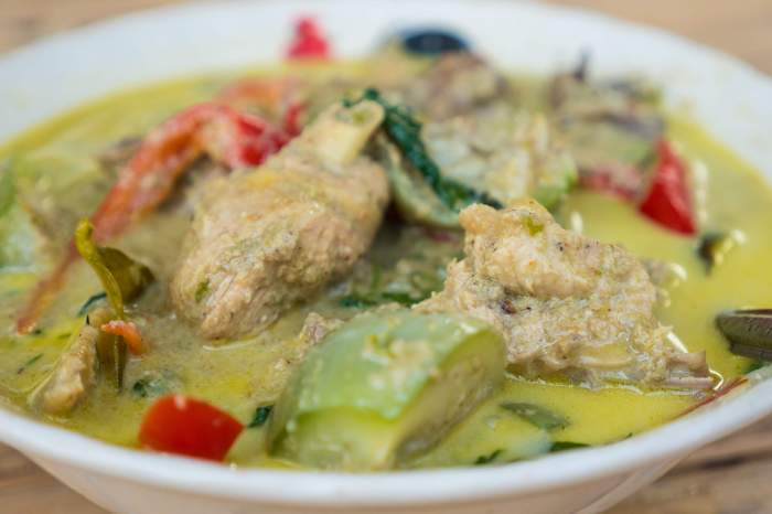 Authentic thai green curry