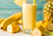 Pineapple and banana smoothie