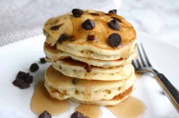 Mini chocolate chip pancakes