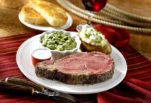 Herbed prime rib roast with red wine sauce