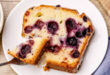 Blueberry bread with sour cream