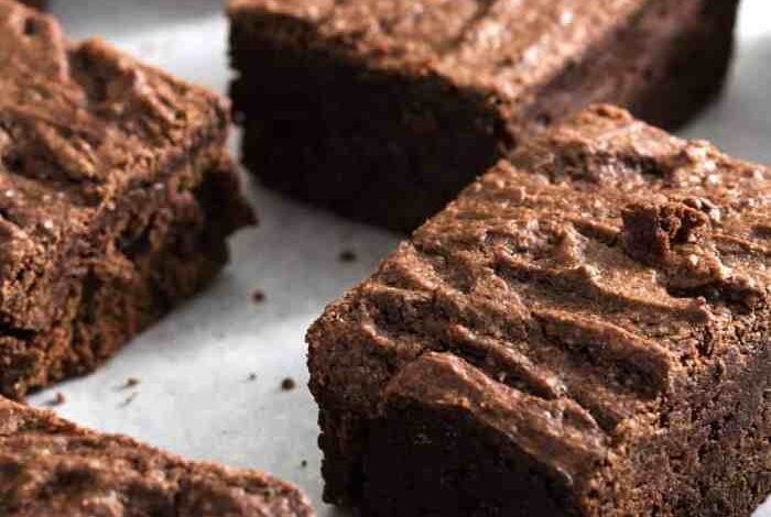 Low sugar date brownies