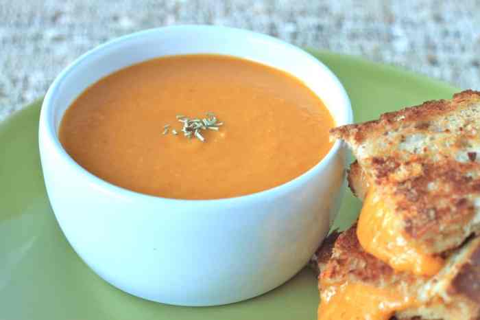 Chunky butternut squash and tomato soup