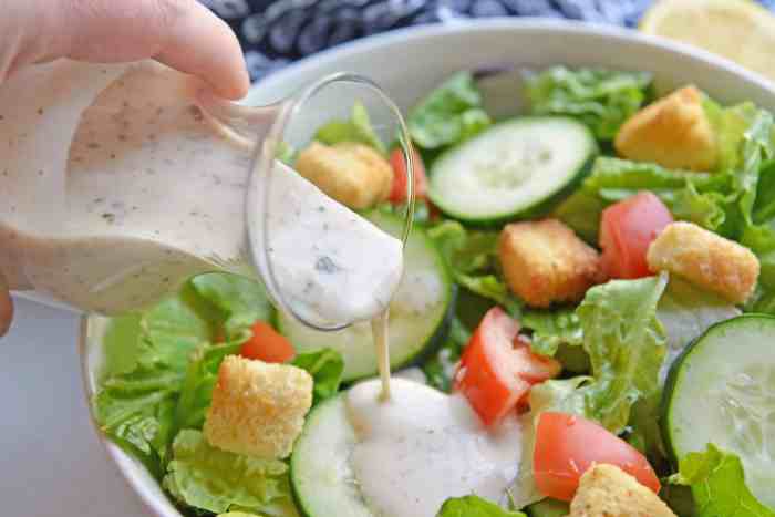 Greek yogurt ranch salad dressing