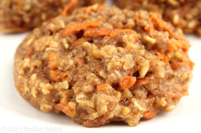 Carrot cake oatmeal cookies