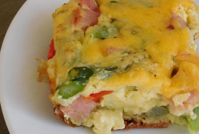 Cheesy ham and asparagus bake