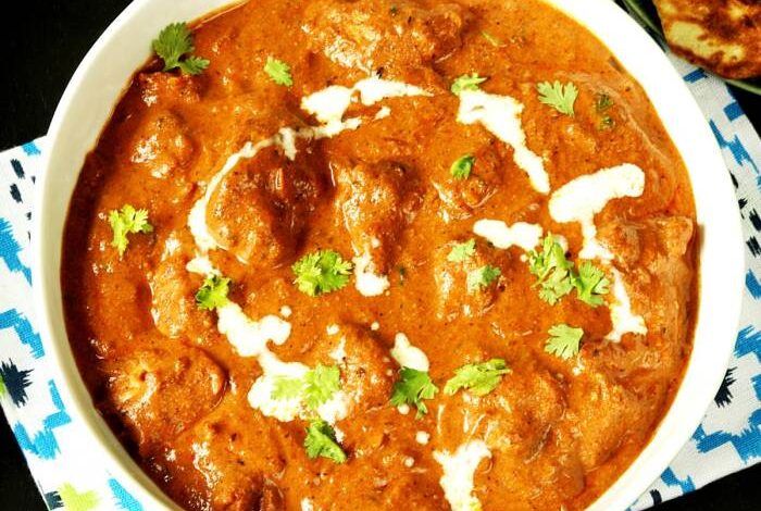 Curry stand chicken tikka masala sauce