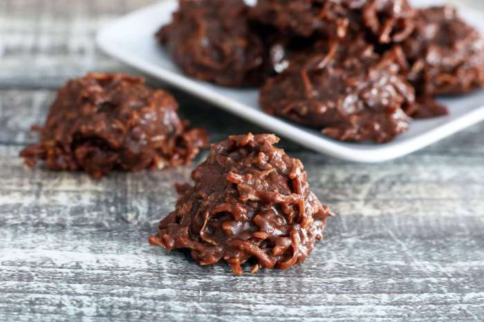 Coconut macaroons dipped chocolate