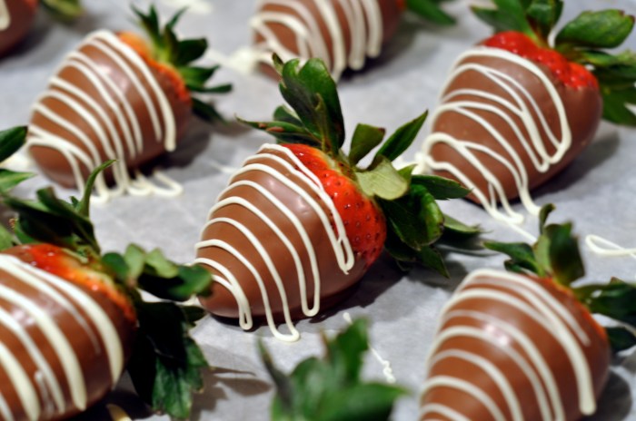 Simple chocolate covered strawberries