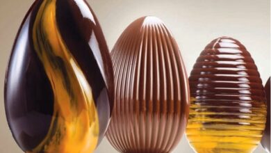 Easter chocolate eggs made with a mold