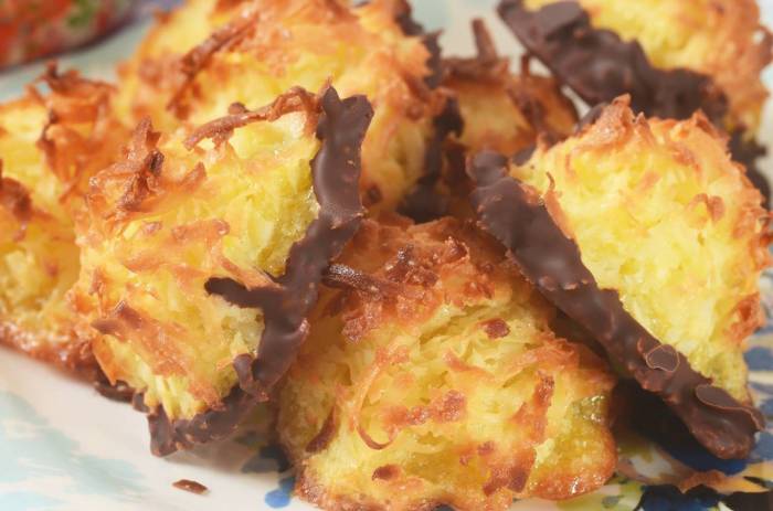 Chocolate dipped coconut macaroons