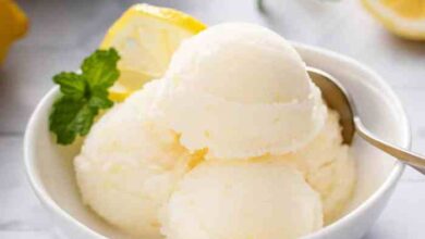 Limoncello lemon sorbet with or without mint