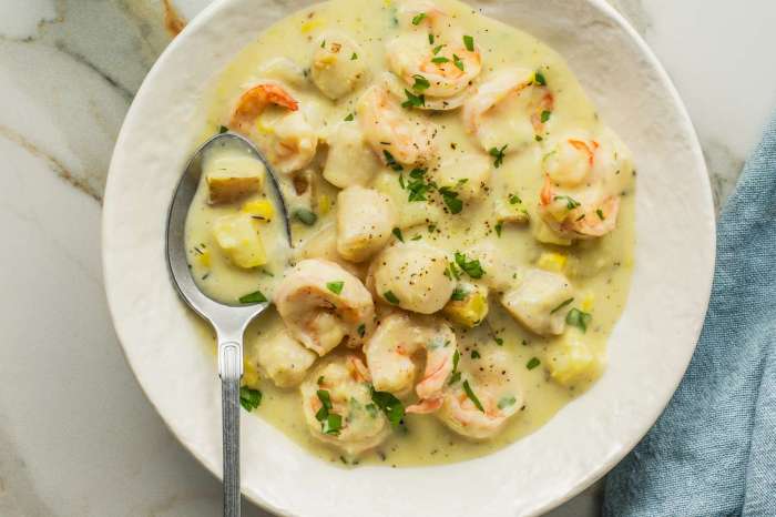 Scallop and shrimp chowder