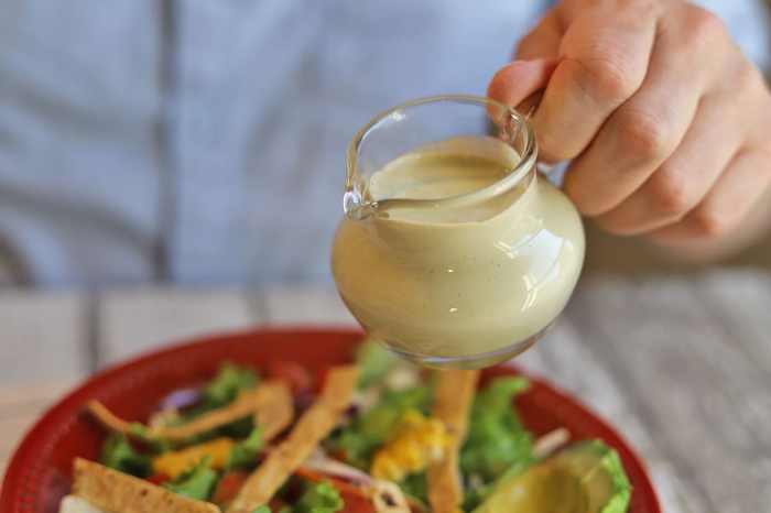 Dressing cashew salad creamy