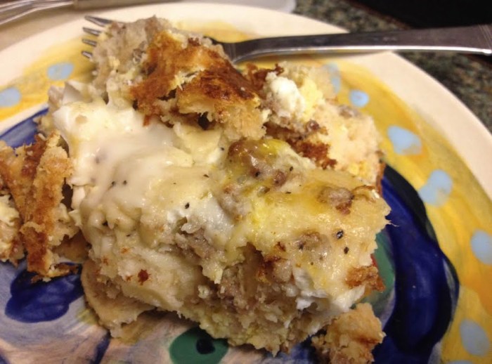 Biscuits and gravy casserole