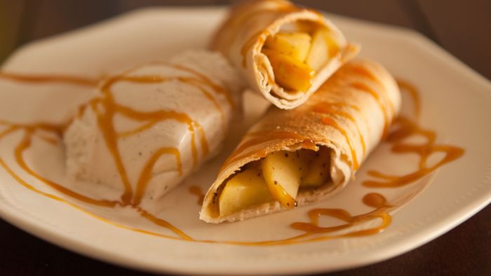 Easy apple enchilada dessert