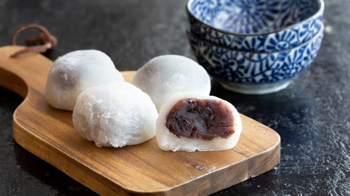 Karioka sweet rice balls