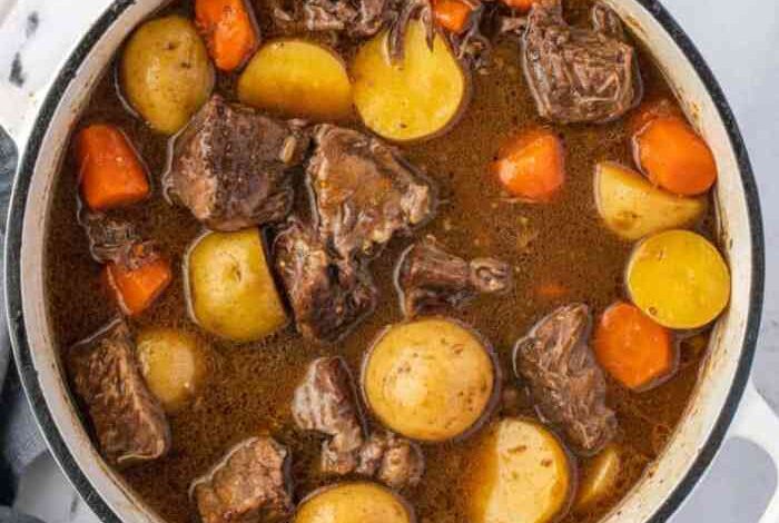 Paulas dutch oven pot roast