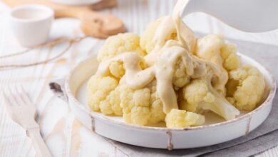 Cauliflower sauce spruce