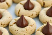 Peanut butter kiss cookies