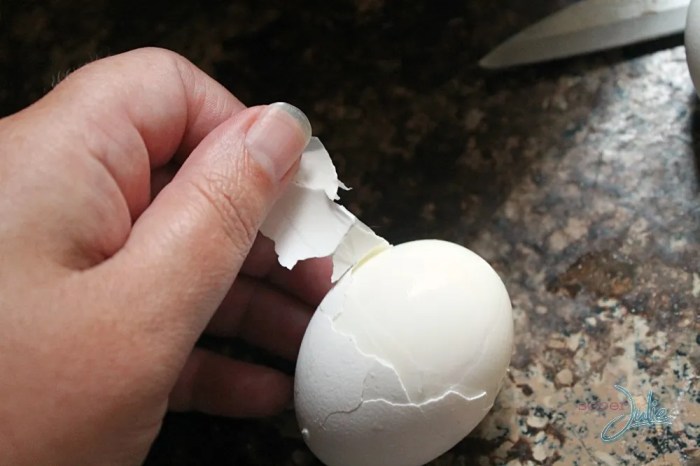 Easy peel hard boiled eggs