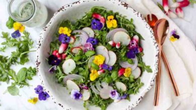 Wild rocket arugula and parmesan salad