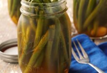 Spicy pickled green beans