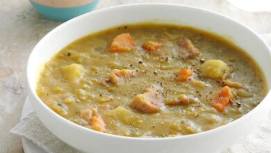 Slow cooker split pea soup with bacon and hash browns