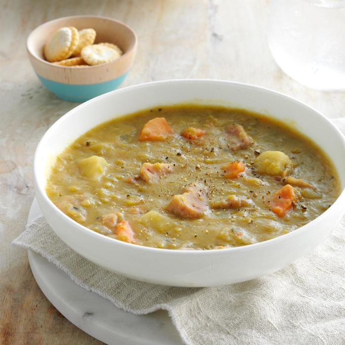 Slow cooker split pea soup with bacon and hash browns