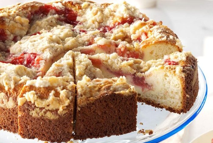 Strawberry rhubarb coffee cake