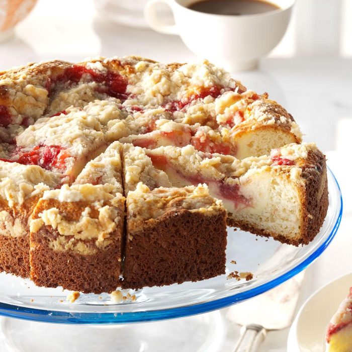 Strawberry rhubarb coffee cake