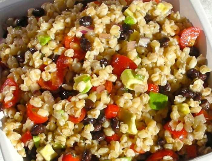 Healthy warm farro salad