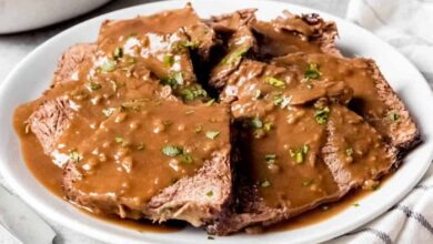 Sauerbraten beef in gingersnap gravy