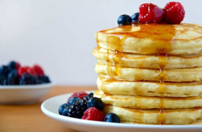 Copycat milk n cookies pancakes