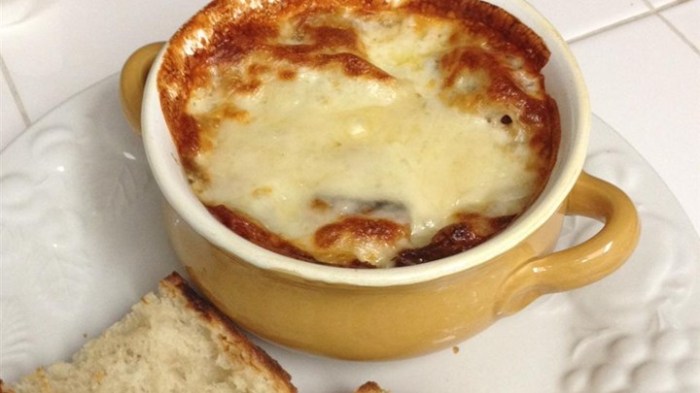 Rich and simple french onion soup