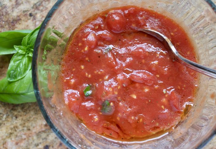 Sugo di pomodoro authentic italian tomato sauce