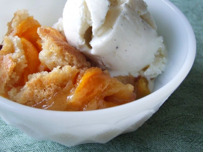 Gluten free peach cobbler