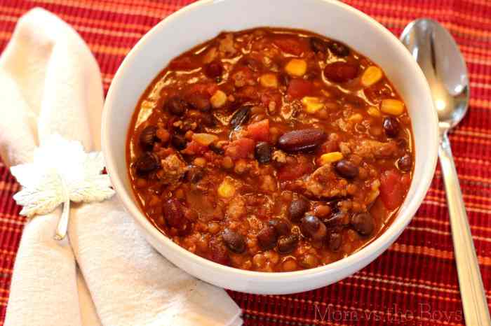 Traditional chili with ground turkey