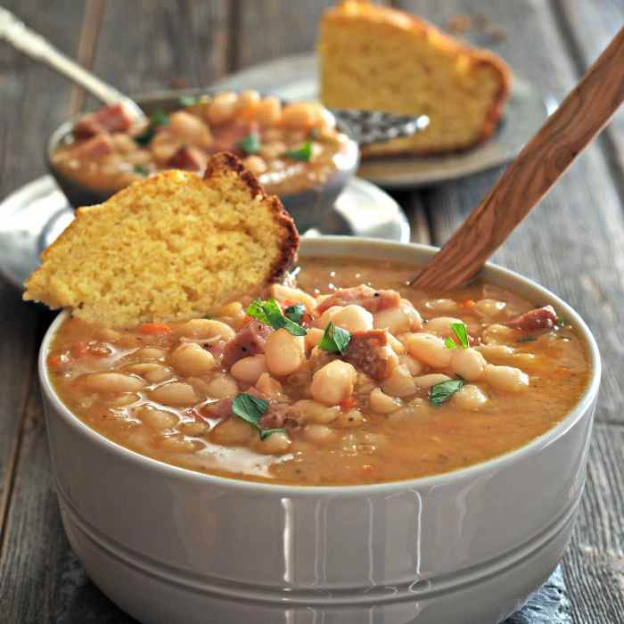 White bean and ham bone soup