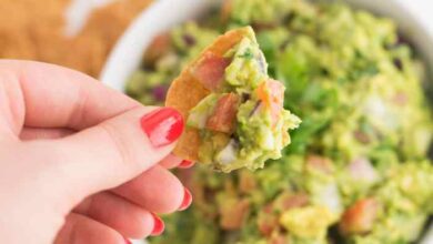 Quick and easy guacamole