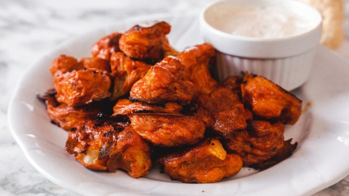 Grilled buffalo cauliflower in foil