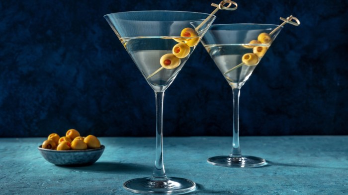 Martini dry twist lemon proportions vermouth vodka proportion lovers centers ratio prefer gin personally between general around which